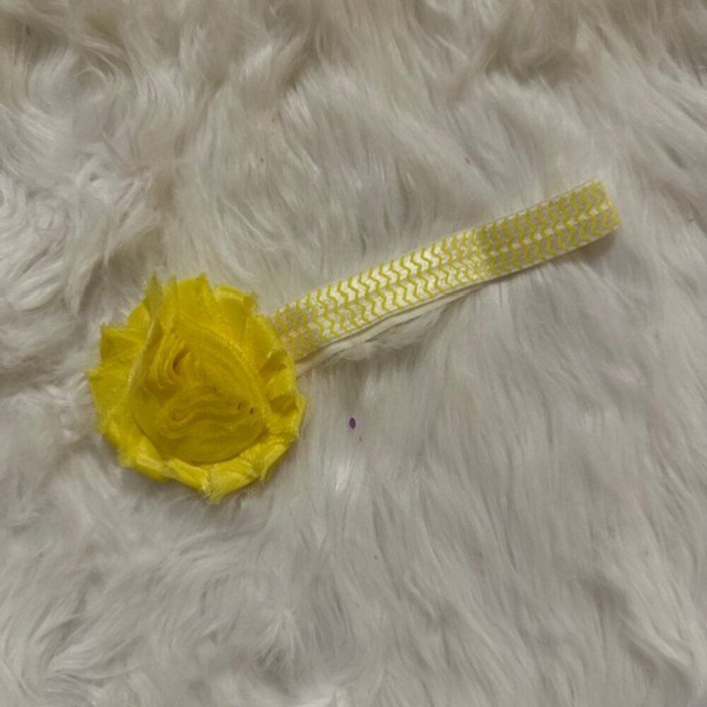 Yellow 2" Shabby Flower on a Chevron elastic headband  7540  Handmade NWT Boutiq